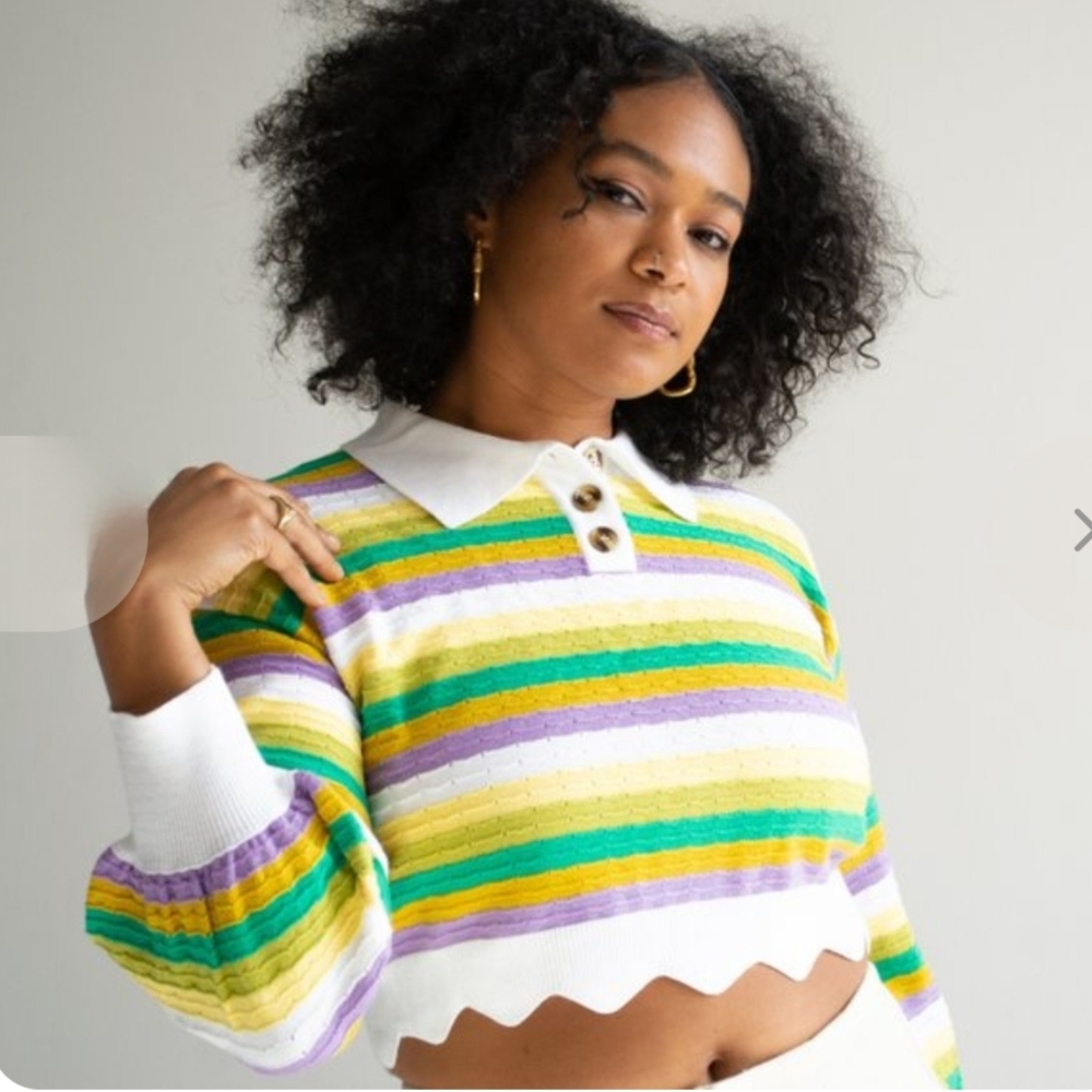 FIND ME NOW LOU LONG SLEEVE CROPPED POLO SWEATER SIZE SMALL RETRO